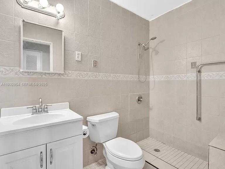 Small Image of 1451 NORTH EAST 170TH ST #201A, North Miami Beach Number 6