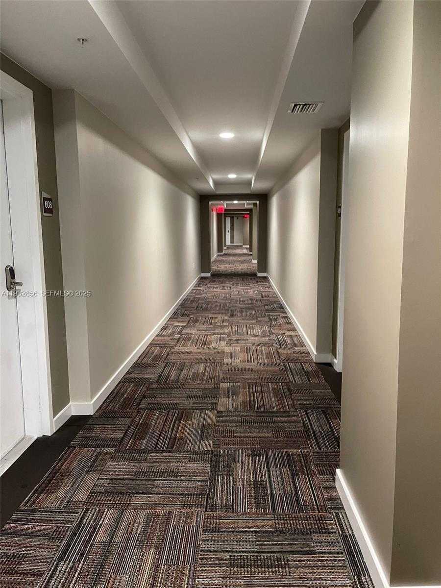 Imagen de Pequeño Objeto