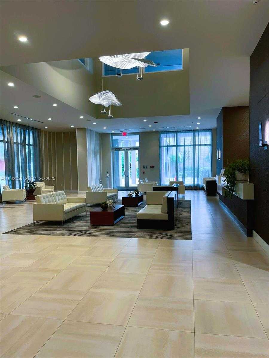 Imagen de Pequeño Objeto