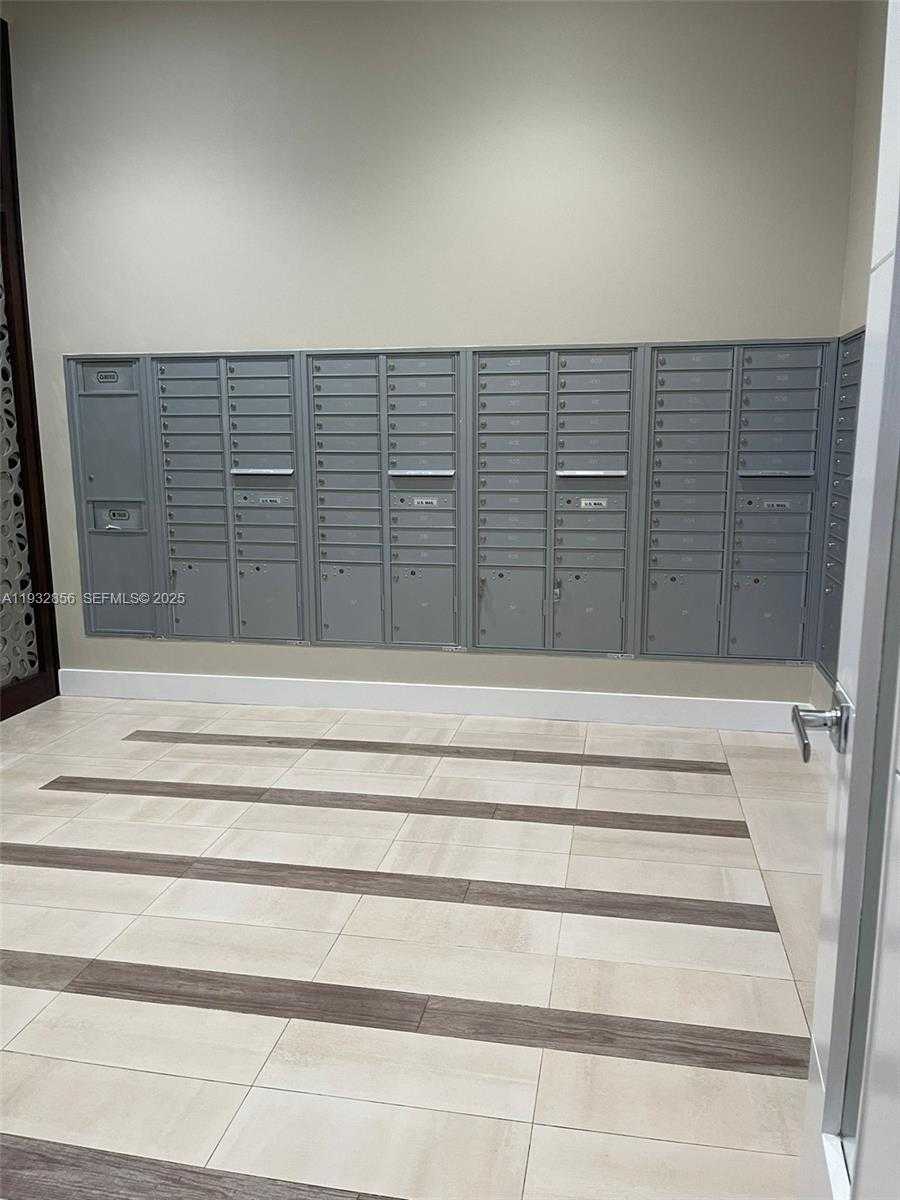 Imagen de Pequeño Objeto