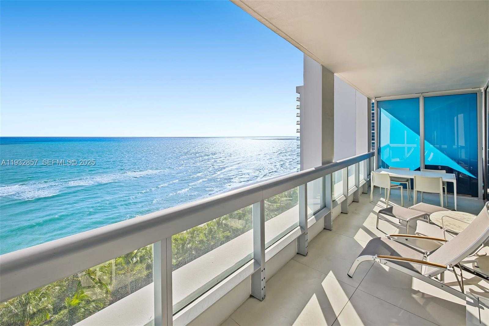 Small Image of 6899 COLLINS AVENUE #1001, Miami Beach Number 8