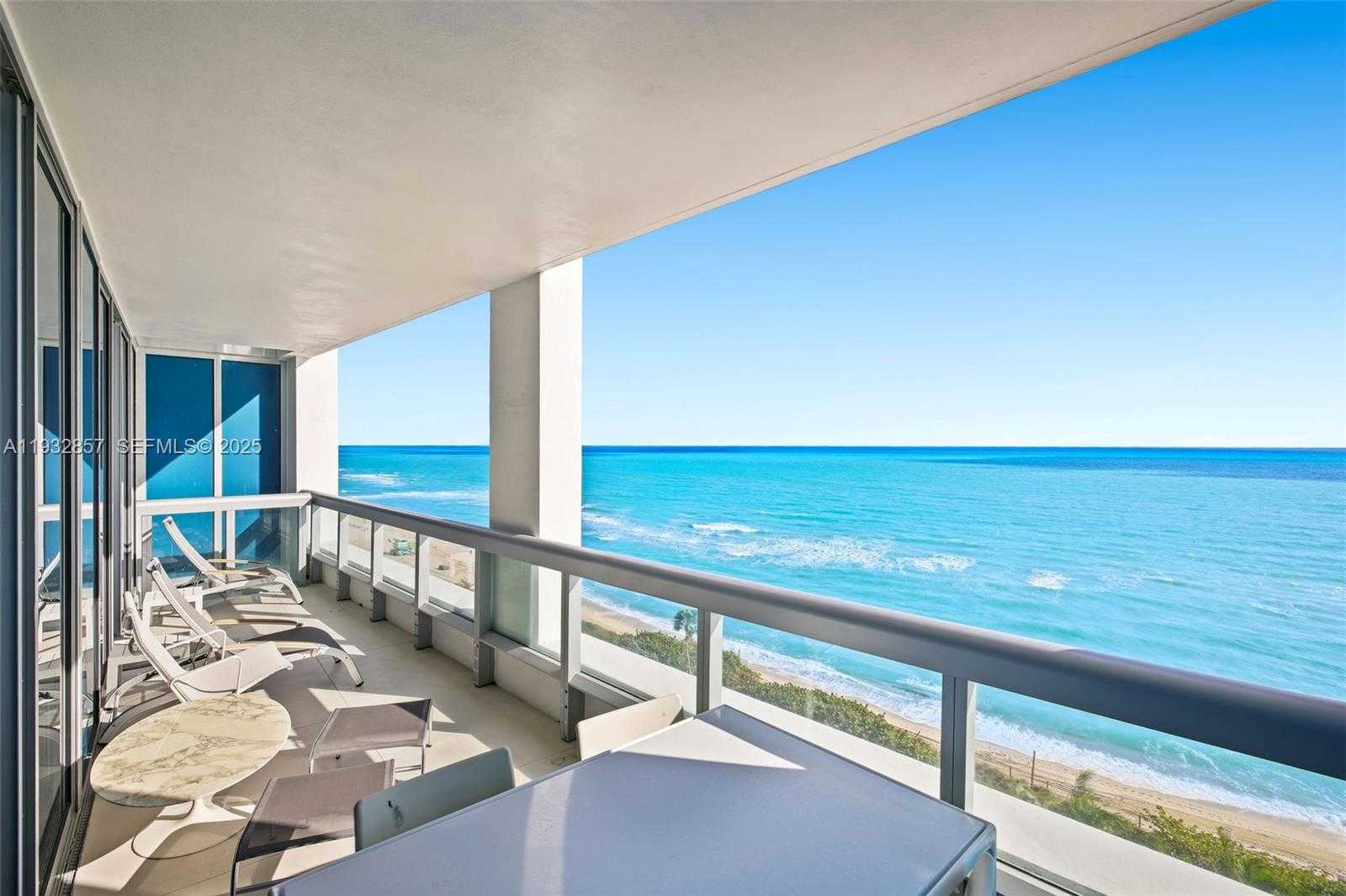 Small Image of 6899 COLLINS AVENUE #1001, Miami Beach Number 9