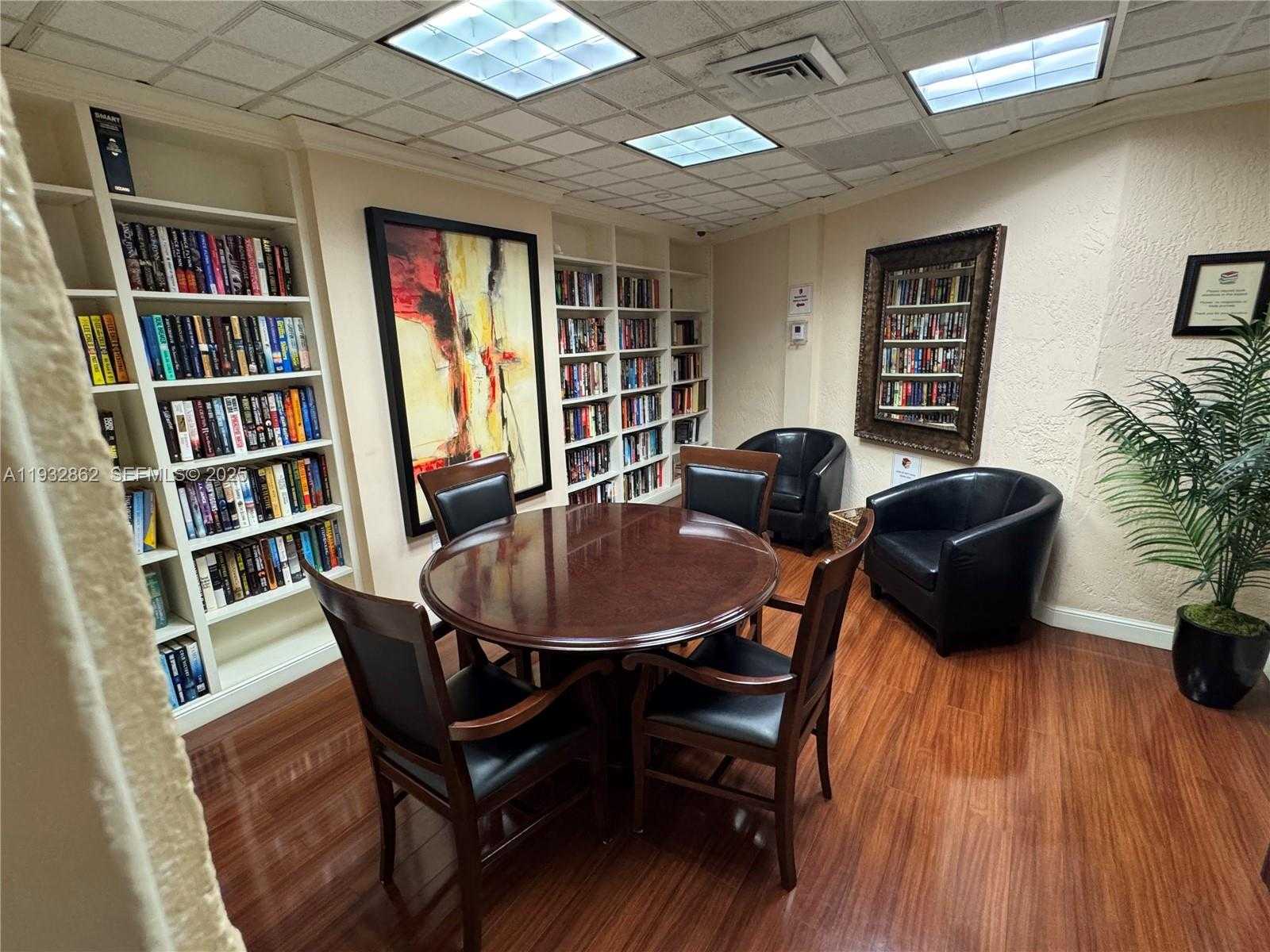 Small Image of 3530 MYSTIC POINTE DR #1212, Aventura Number 28