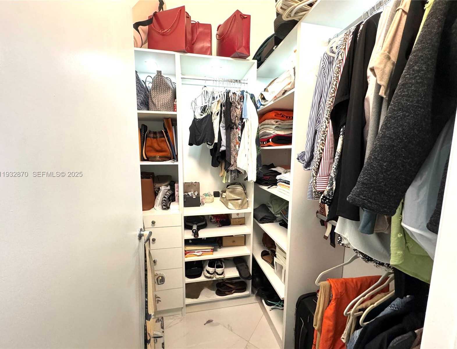 Small Image of 1900 NORTH BAYSHORE DR #710, Miami Number 14