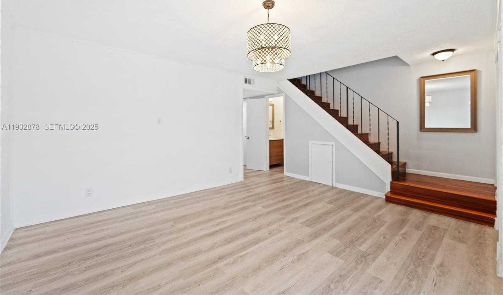 Small Image of 16681 NORTH EAST 35TH AVE #3, North Miami Beach Number 4