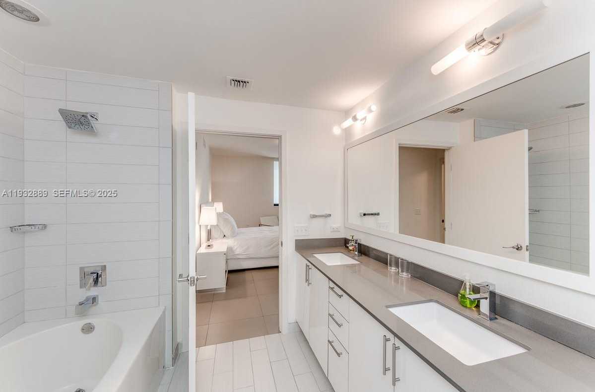 Small Image of 999 SOUTH WEST 1ST AVE #3216, Miami Number 12