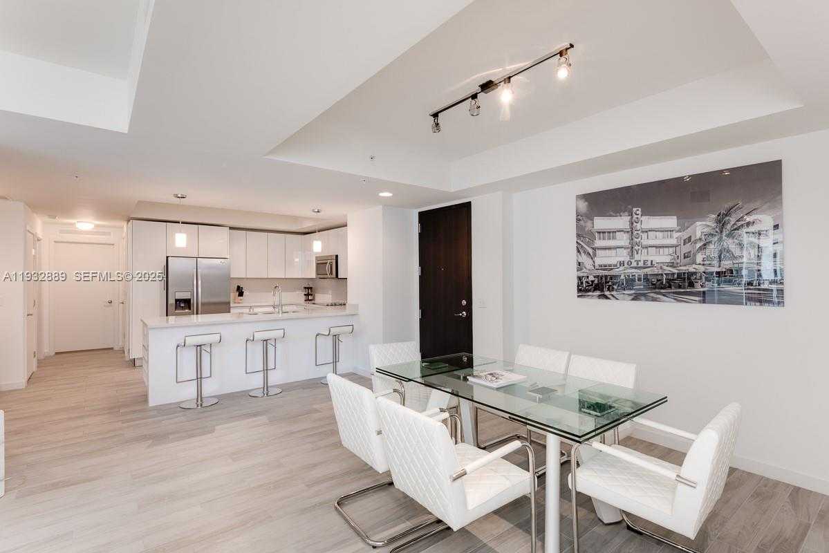 Small Image of 999 SOUTH WEST 1ST AVE #3216, Miami Number 5