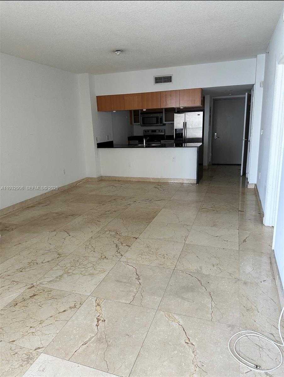 Small Image of 1750 NORTH BAYSHORE DR #2603, Miami Number 9