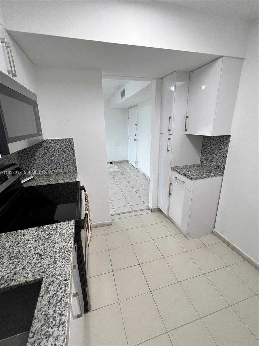 Small Image of 4717 NORTH WEST 7TH ST #601-10, Miami Number 11