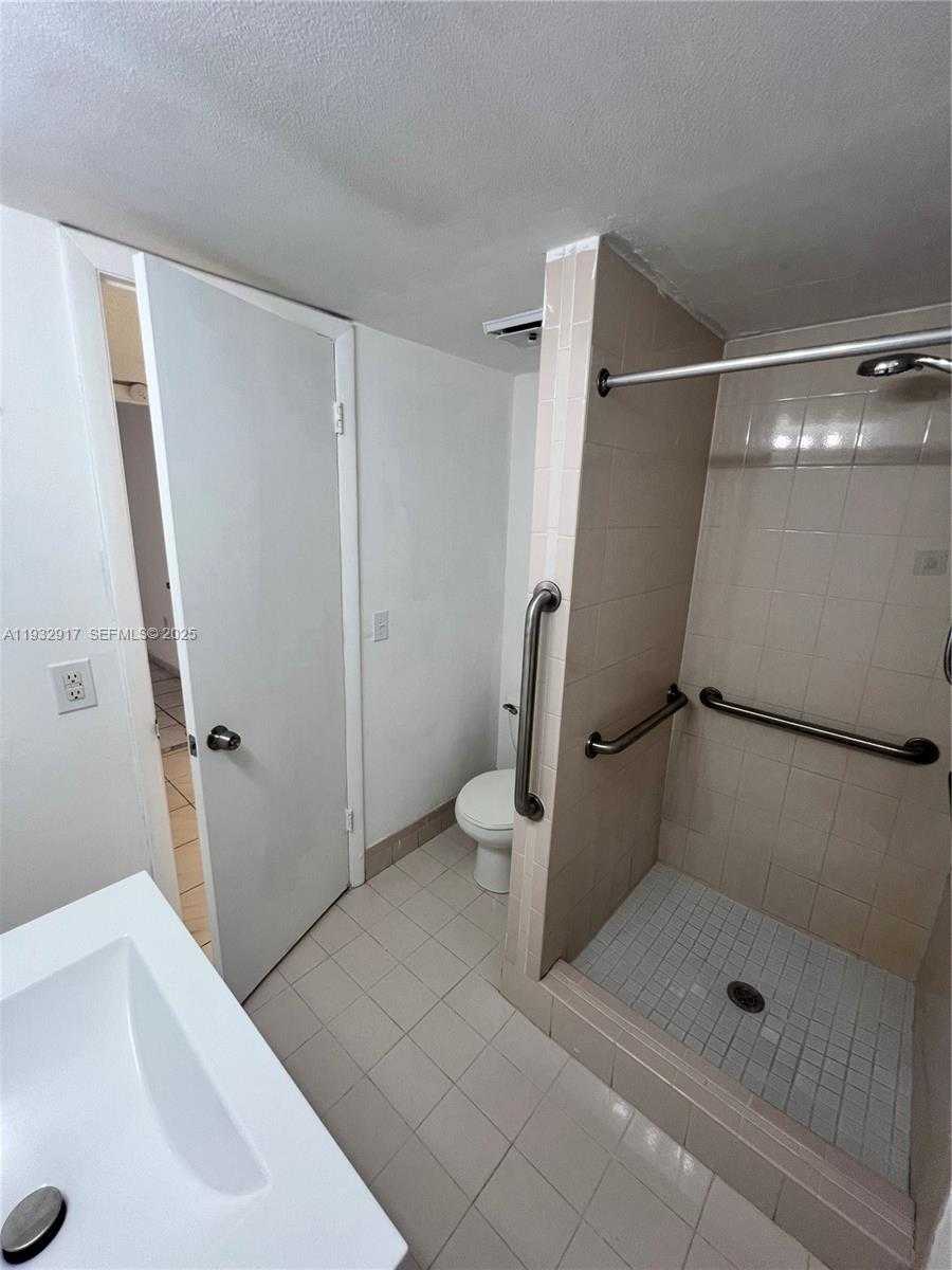 Small Image of 4717 NORTH WEST 7TH ST #601-10, Miami Number 14