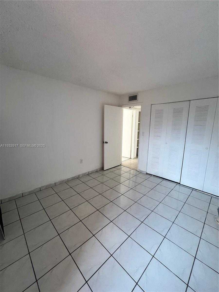 Small Image of 4717 NORTH WEST 7TH ST #601-10, Miami Number 16