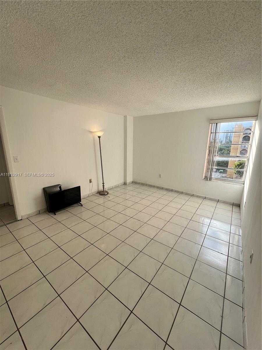 Small Image of 4717 NORTH WEST 7TH ST #601-10, Miami Number 18