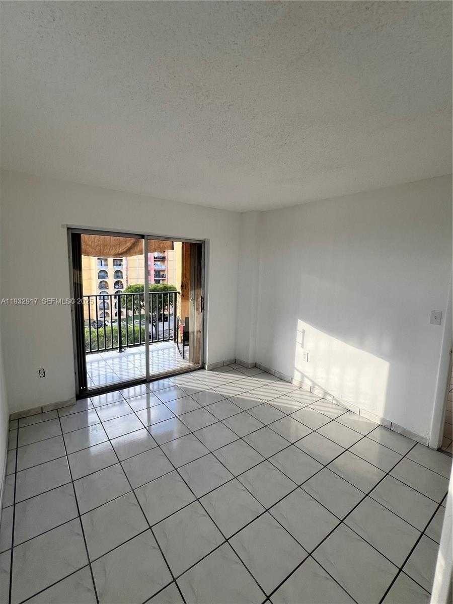 Small Image of 4717 NORTH WEST 7TH ST #601-10, Miami Number 5