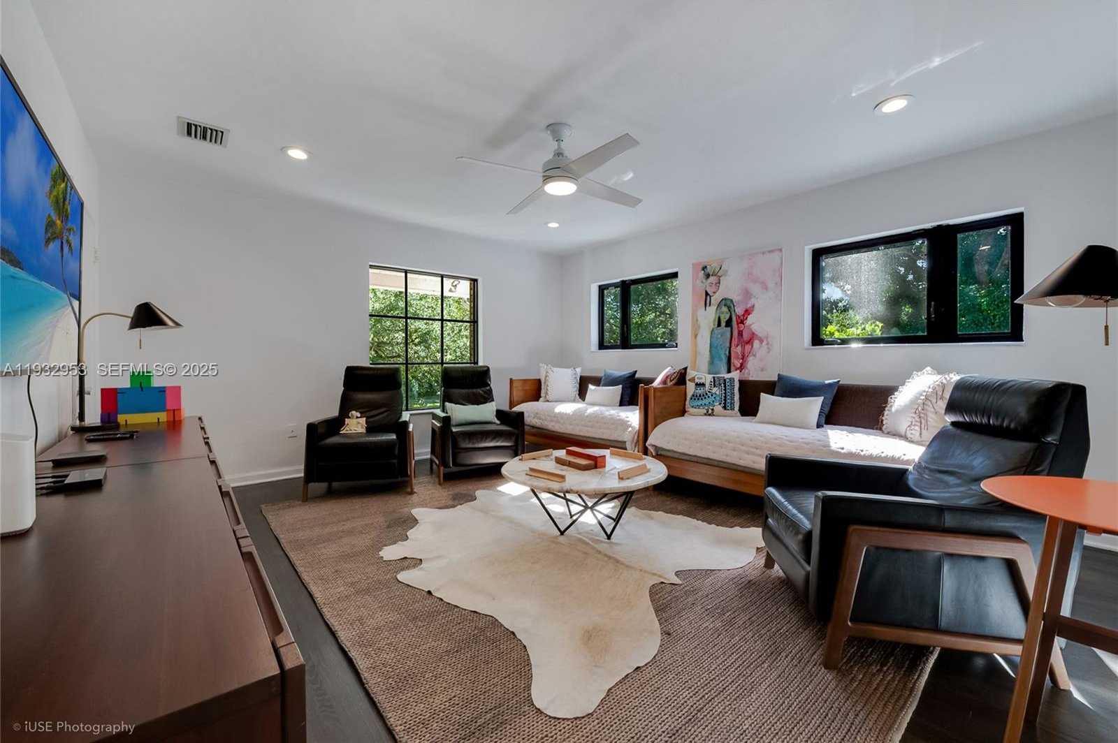 Small Image of 10700 OLD CUTLER RD, Coral Gables Number 15