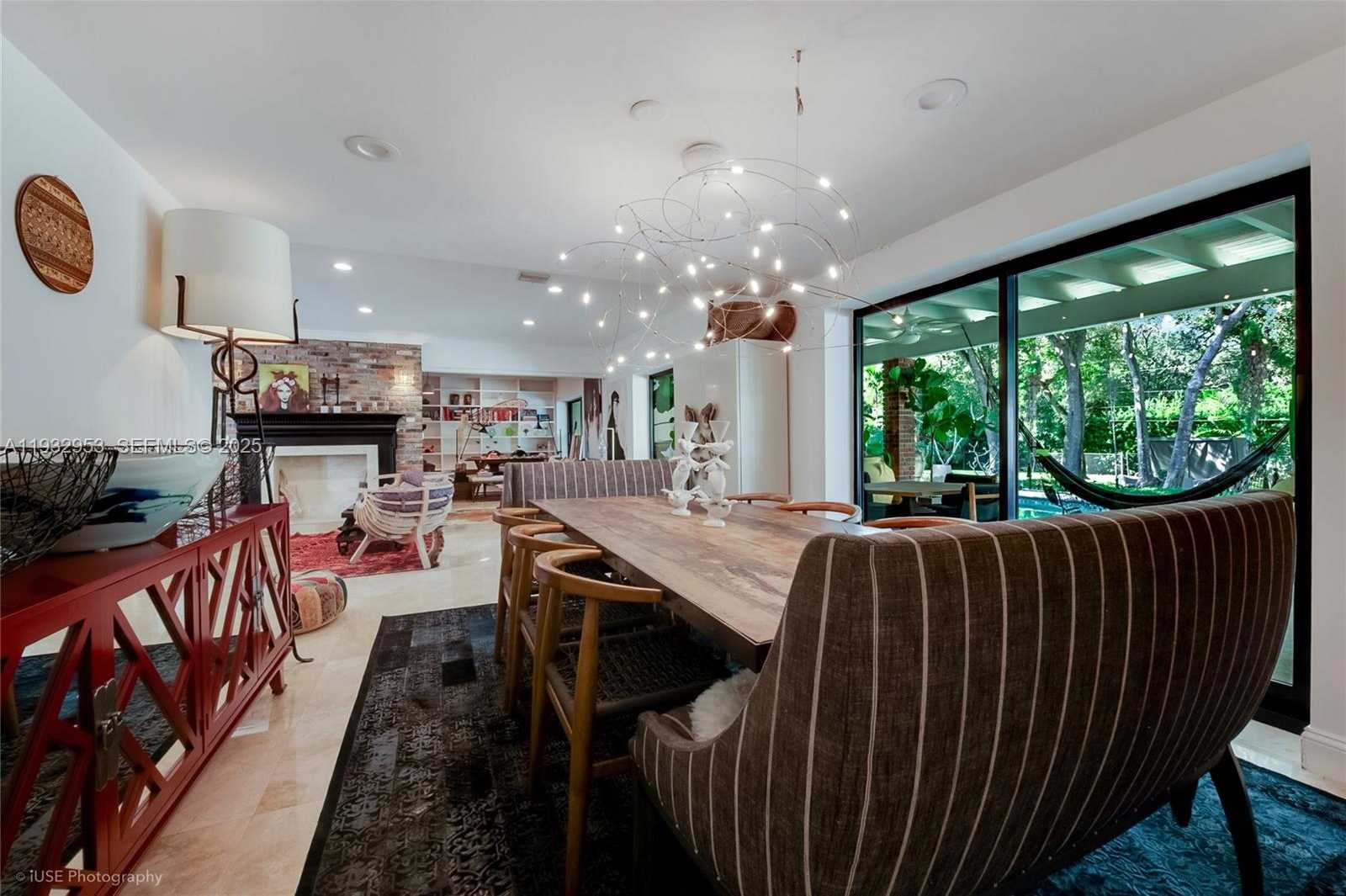 Small Image of 10700 OLD CUTLER RD, Coral Gables Number 7