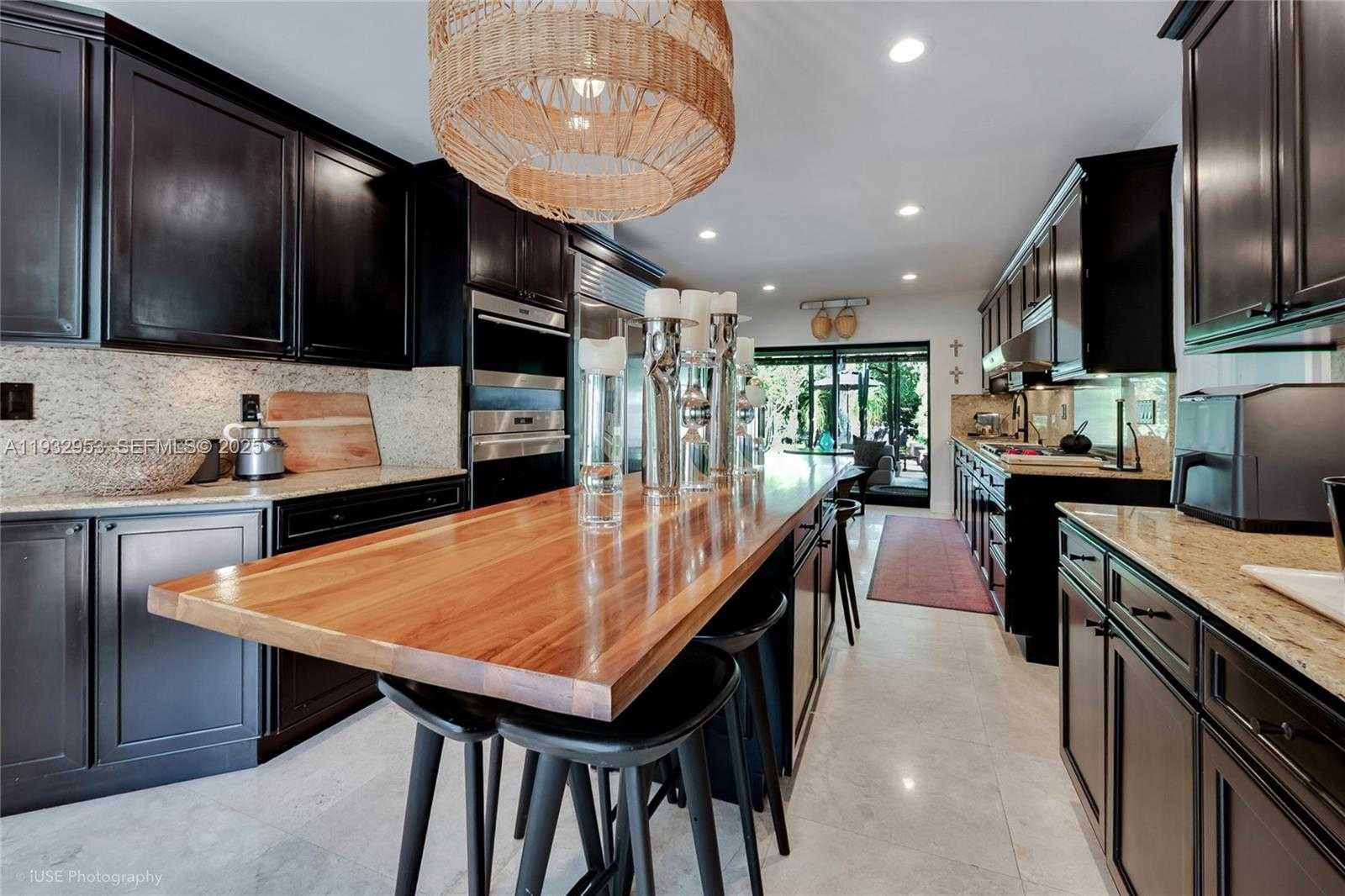 Small Image of 10700 OLD CUTLER RD, Coral Gables Number 9