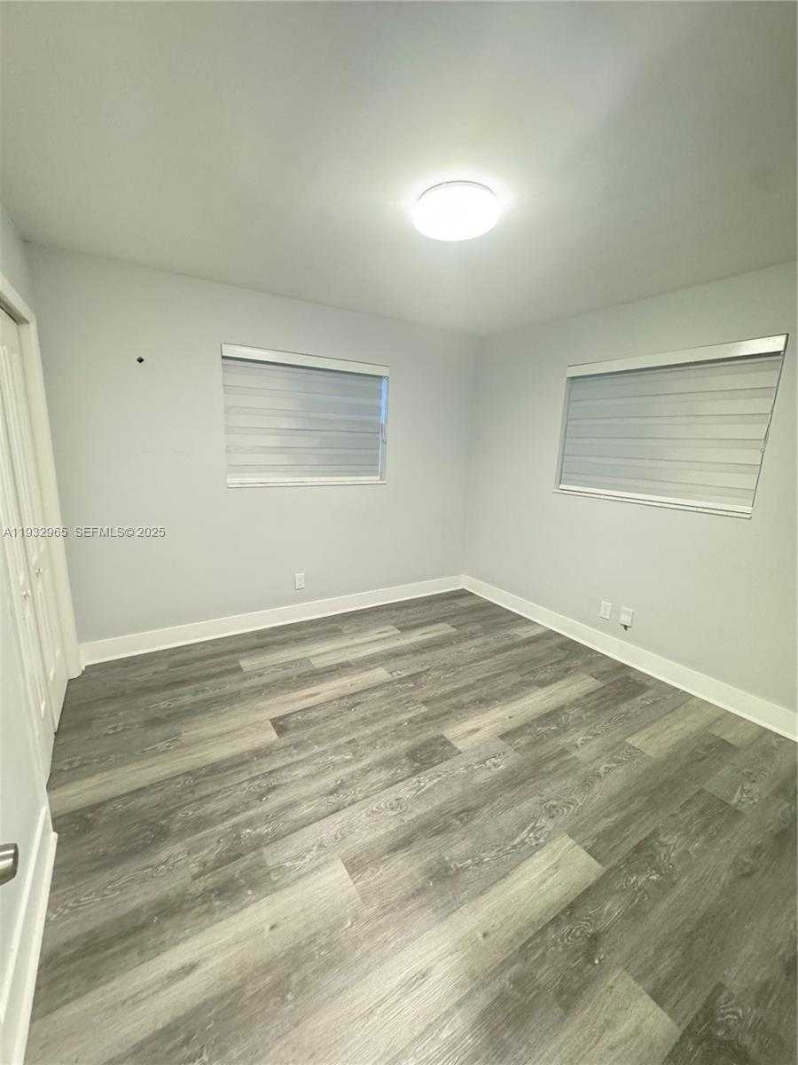 Small Image of 1020 NORTH 74TH TER, Hollywood Number 11