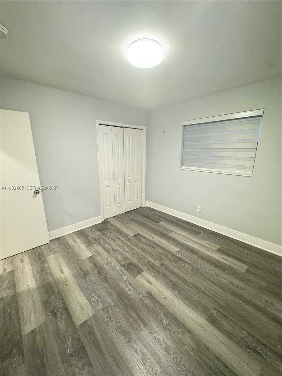 Small Image of 1020 NORTH 74TH TER, Hollywood Number 12