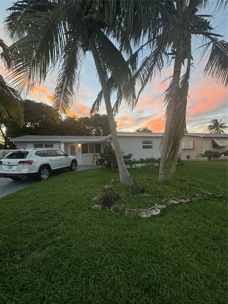 Small Image of 1020 NORTH 74TH TER, Hollywood Number 22