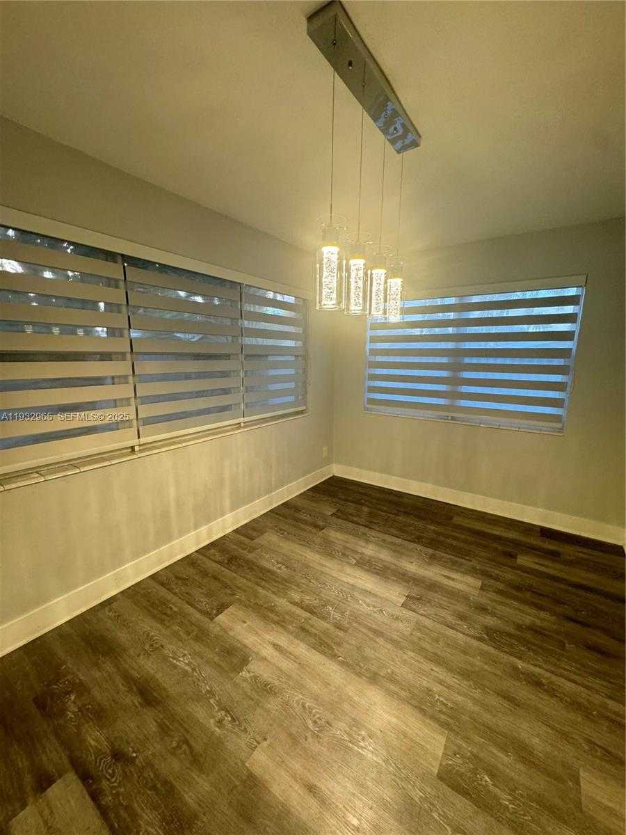 Small Image of 1020 NORTH 74TH TER, Hollywood Number 6