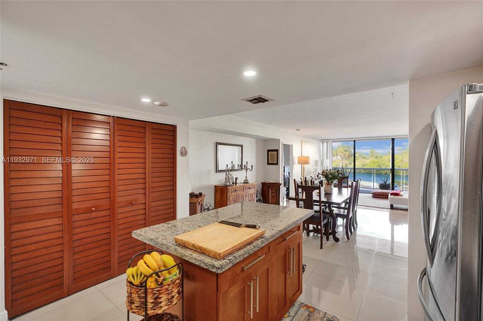 Small Image of 20515 EAST COUNTRY CLUB DR #249, Aventura Number 21