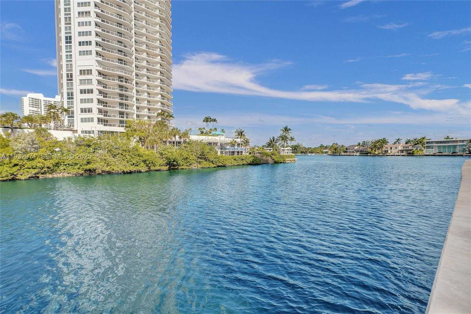 Small Image of 20515 EAST COUNTRY CLUB DR #249, Aventura Number 3