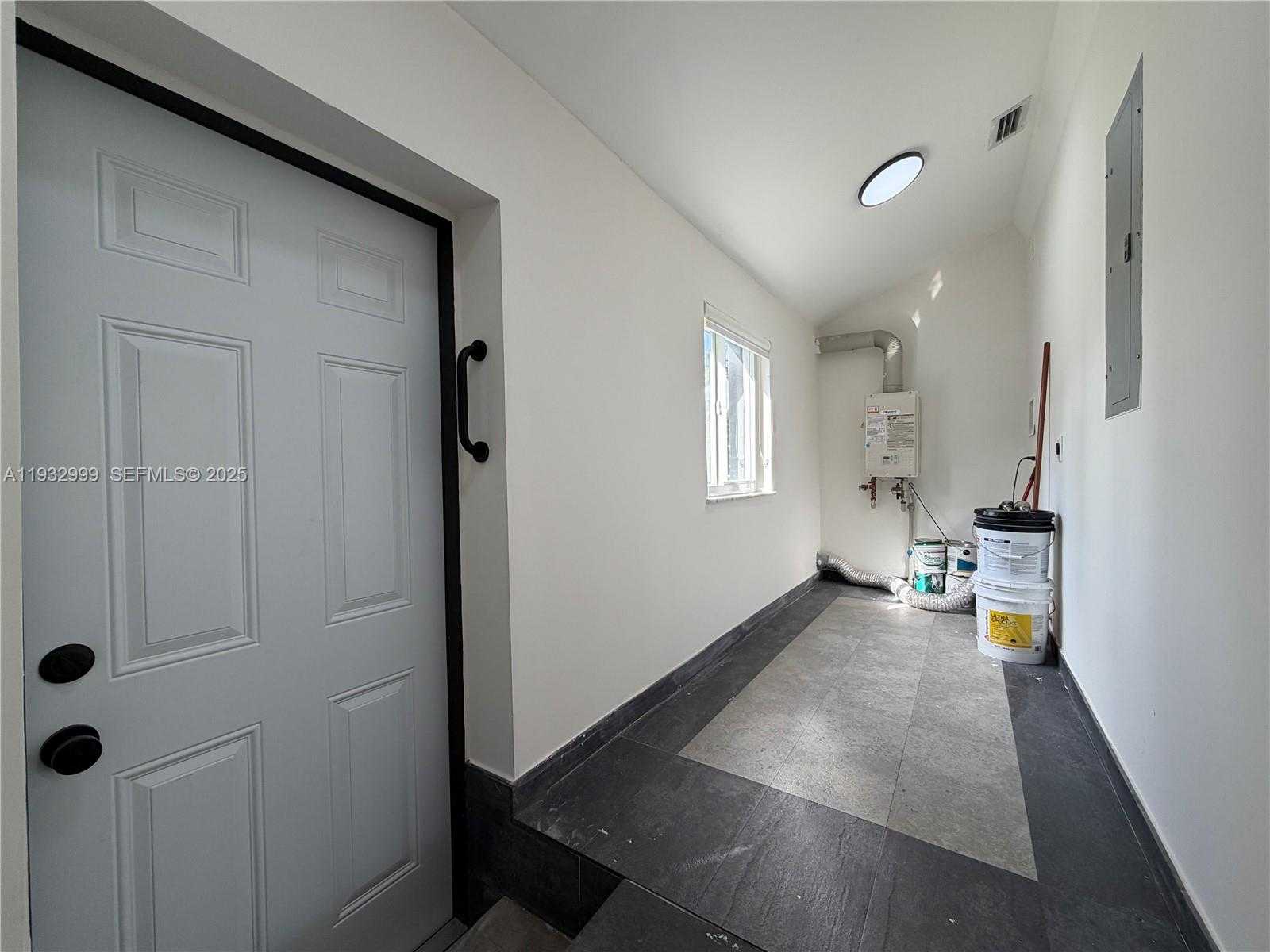 Small Image of 621 WEST DILIDO DR, Miami Beach Number 29