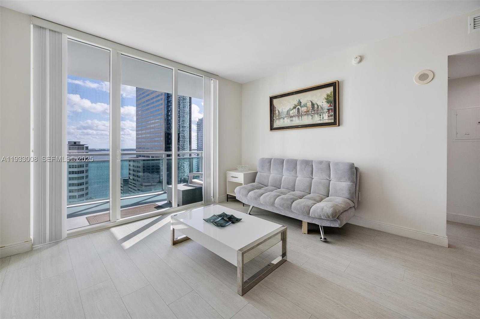 Small Image of 951 BRICKELL AVE #1806, Miami Number 13