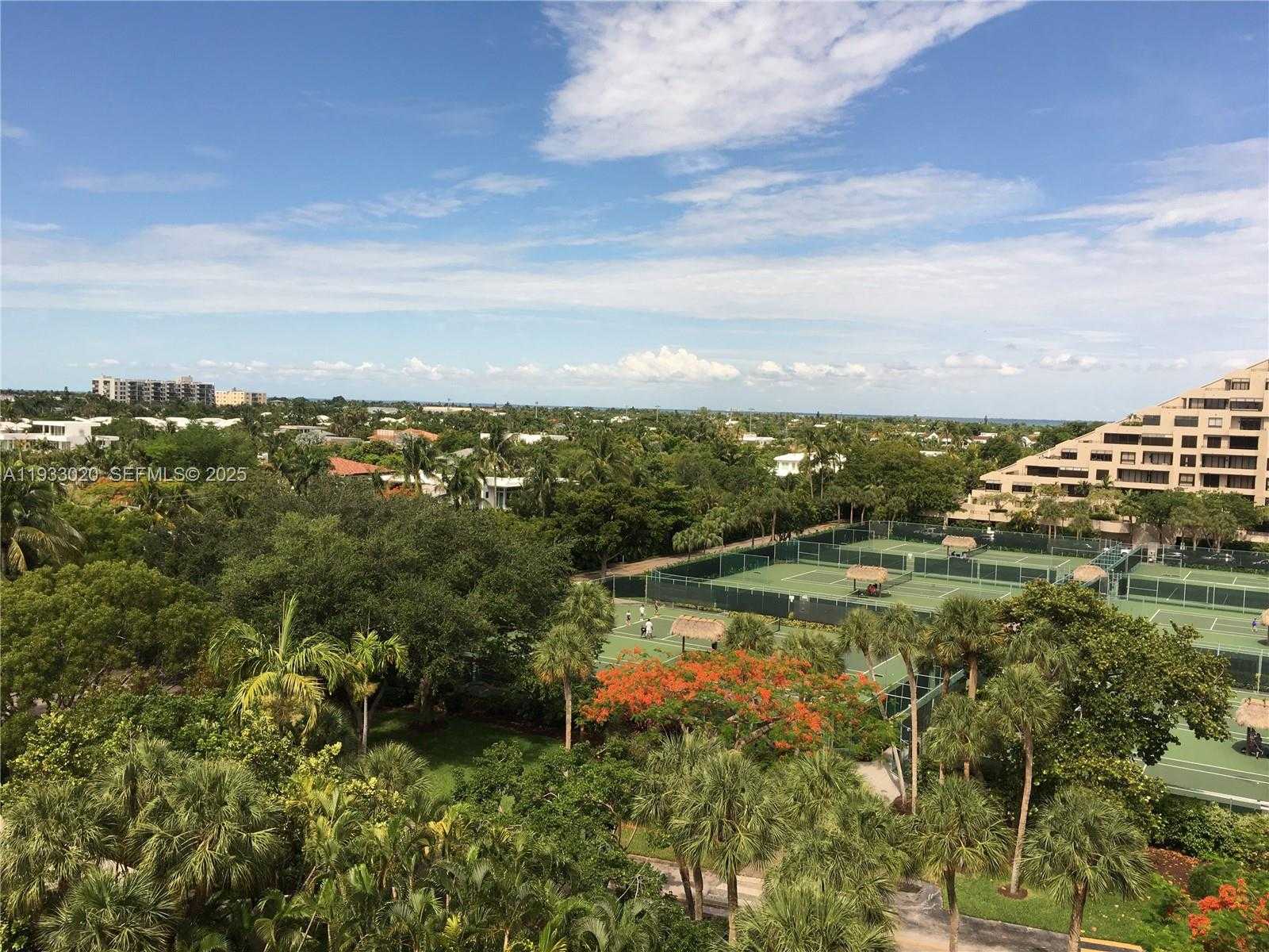 Small Image of 201 CRANDON BLVD #604, Key Biscayne Number 4