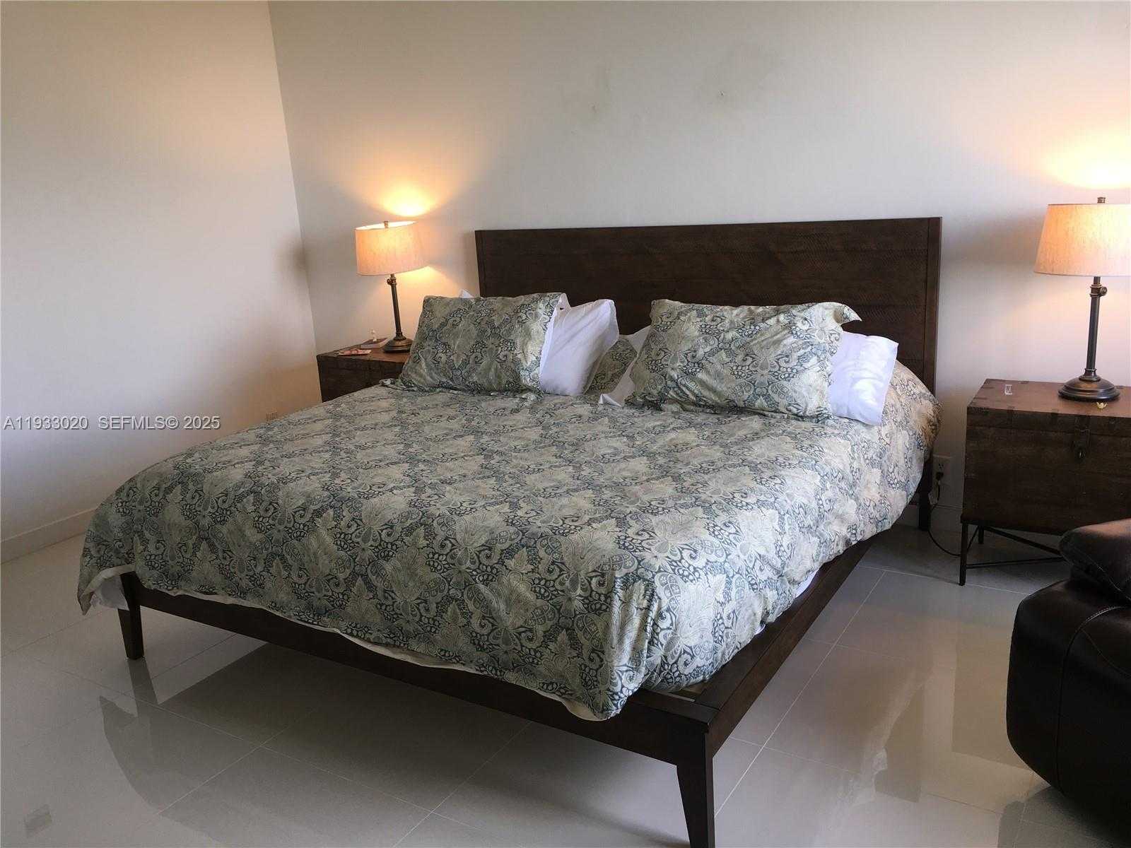 Small Image of 201 CRANDON BLVD #604, Key Biscayne Number 5