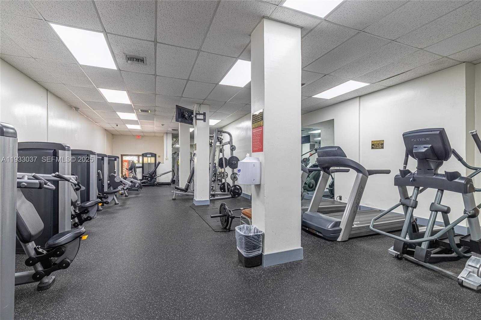 Small Image of 3800 SOUTH OCEAN DR #1723, Hollywood Number 6