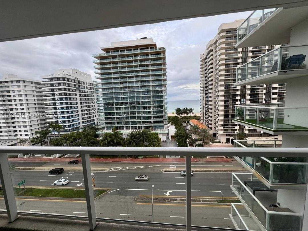 Small Image of 5750 COLLINS AVE #10J, Miami Beach Number 13