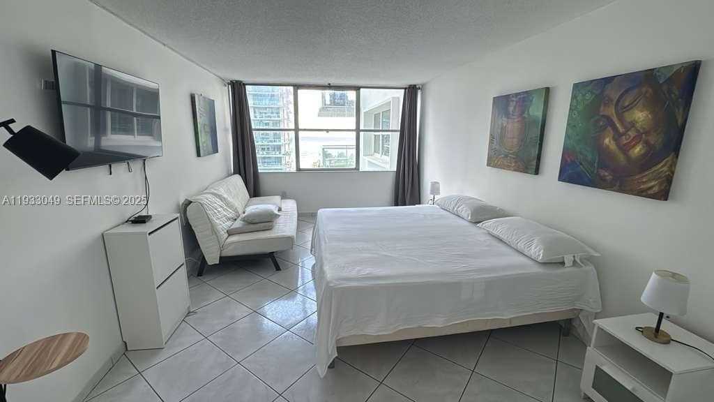 Small Image of 5750 COLLINS AVE #10J, Miami Beach Number 8