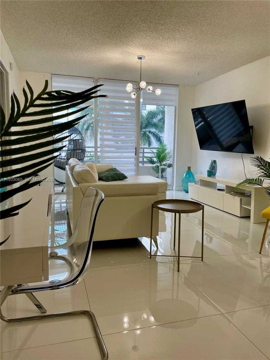 Small Image of 1401 BAY RD #304, Miami Beach Number 18