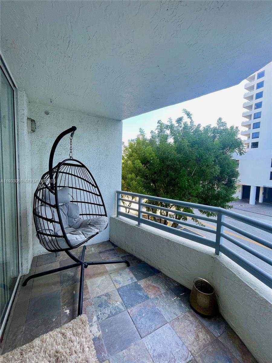 Small Image of 1401 BAY RD #304, Miami Beach Number 23