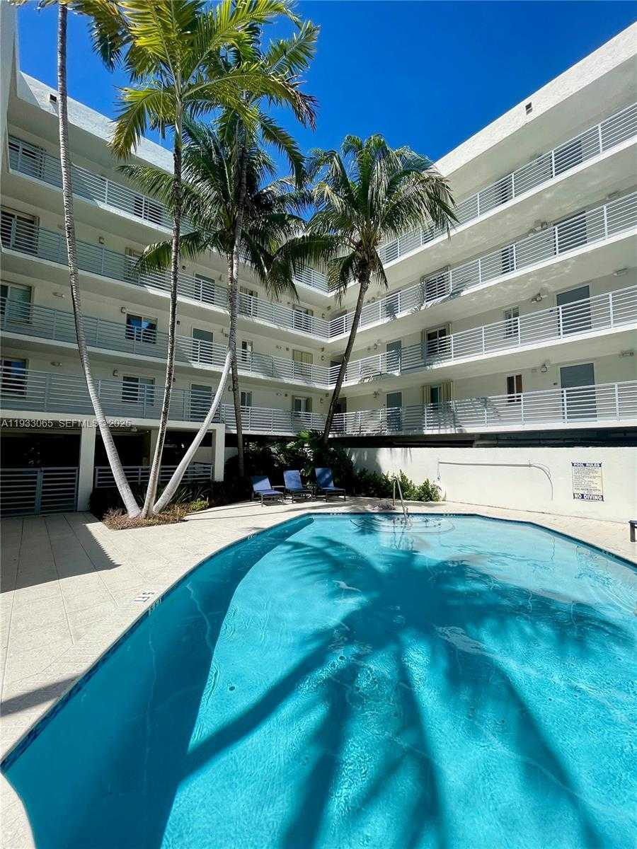 Small Image of 1401 BAY RD #304, Miami Beach Number 7