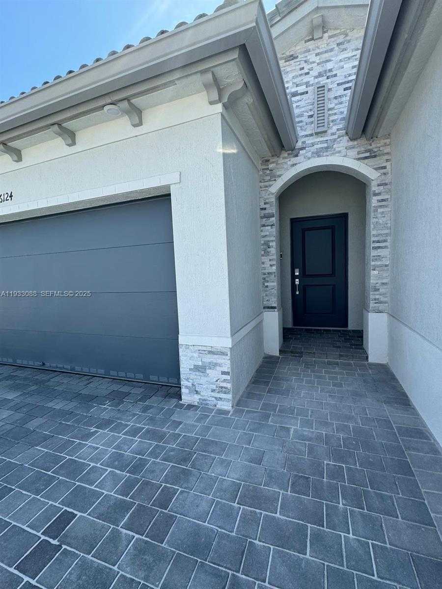 Small Image of Miami Number 3