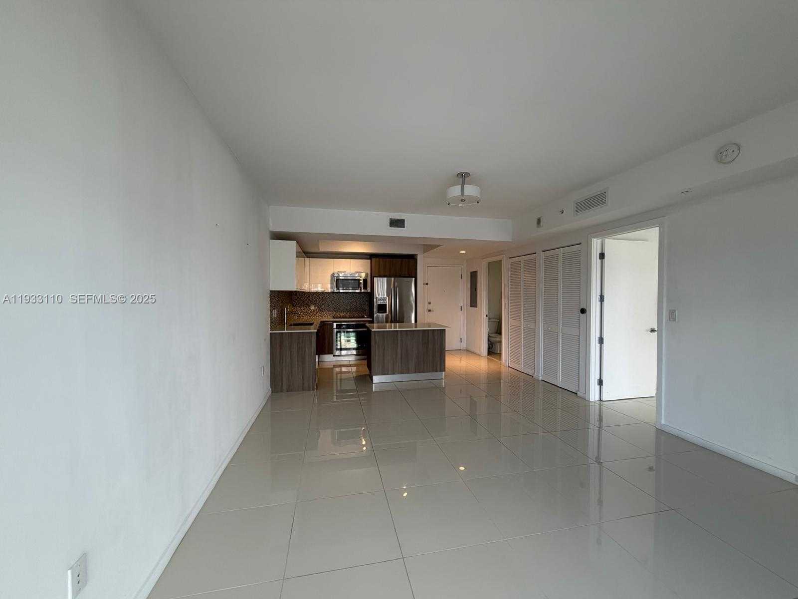 Small Image of 5300 PASEO BLVD #1107, Doral Number 21