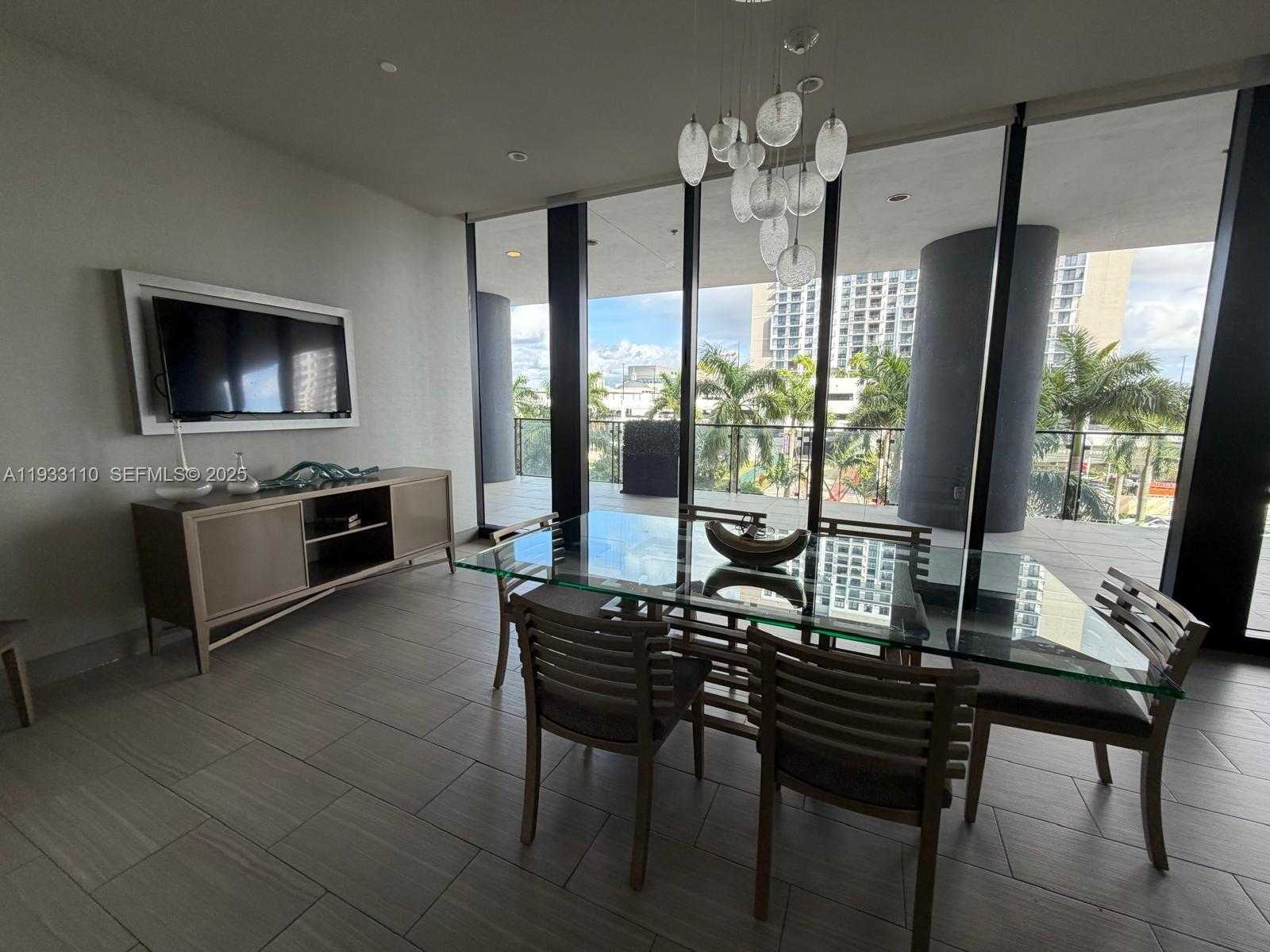 Small Image of 5300 PASEO BLVD #1107, Doral Number 29