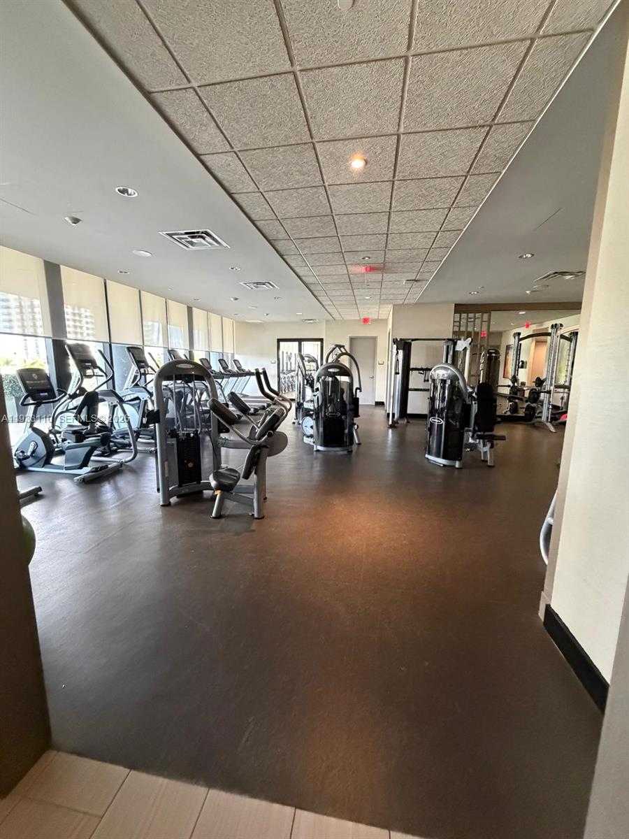 Small Image of 5300 PASEO BLVD #1107, Doral Number 45