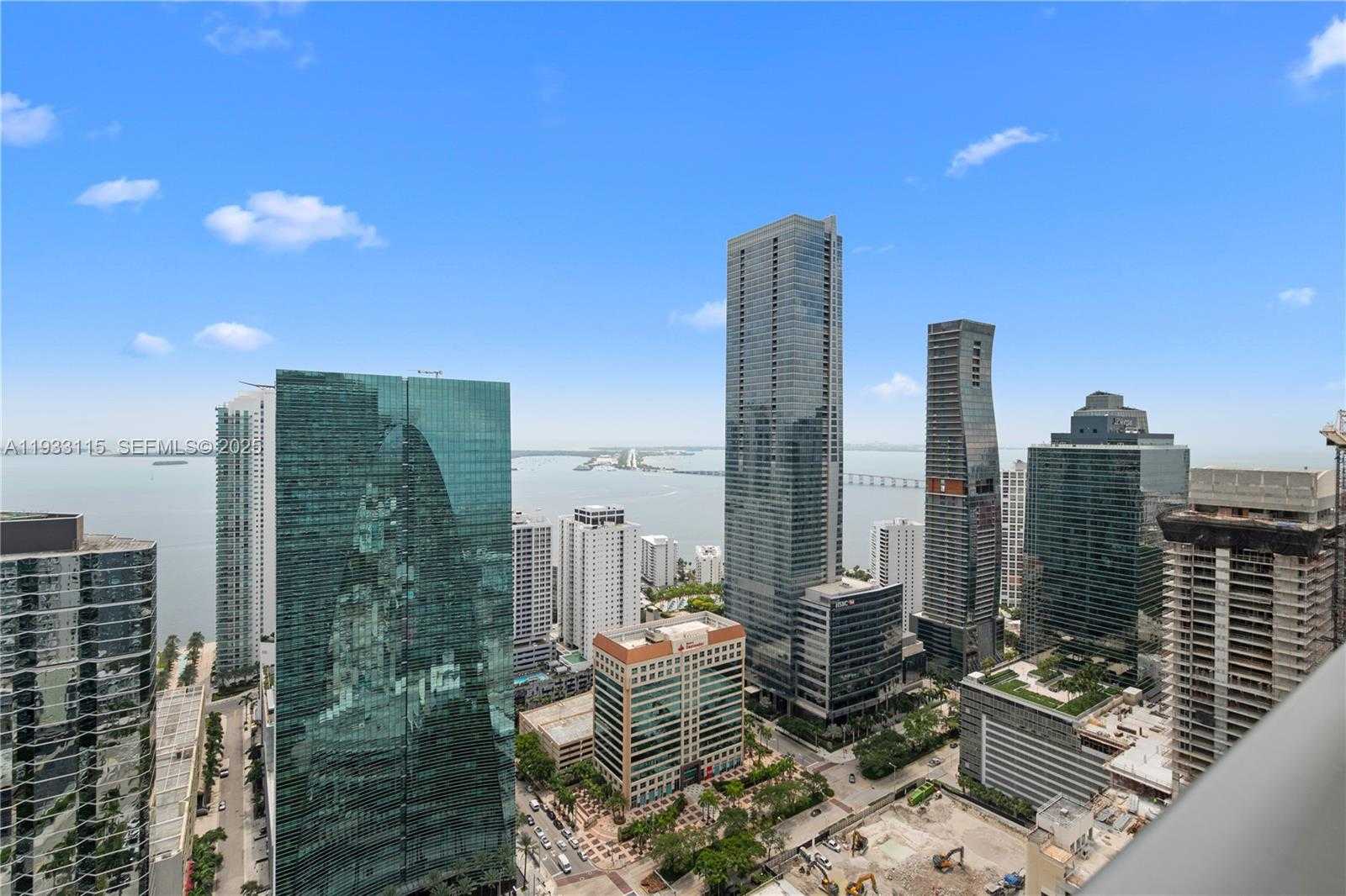 Small Image of 1300 SOUTH MIAMI AVE #4101, Miami Number 27