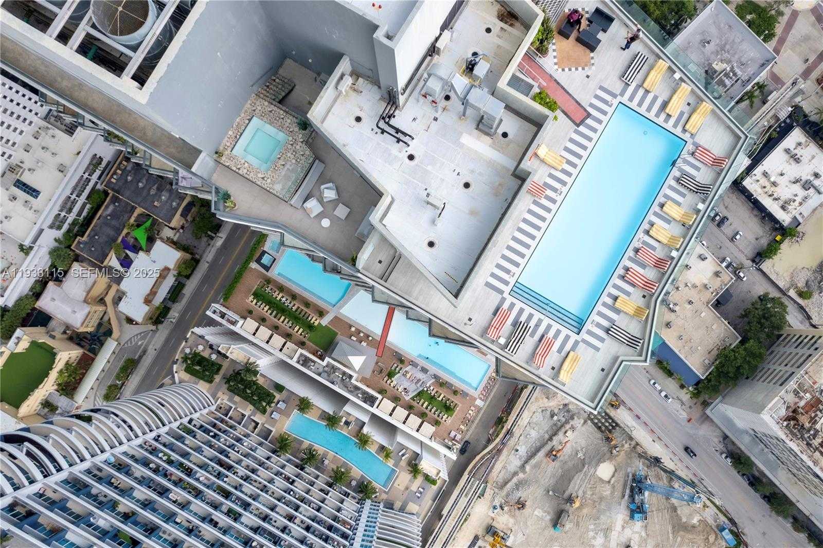 Small Image of 1300 SOUTH MIAMI AVE #4101, Miami Number 36