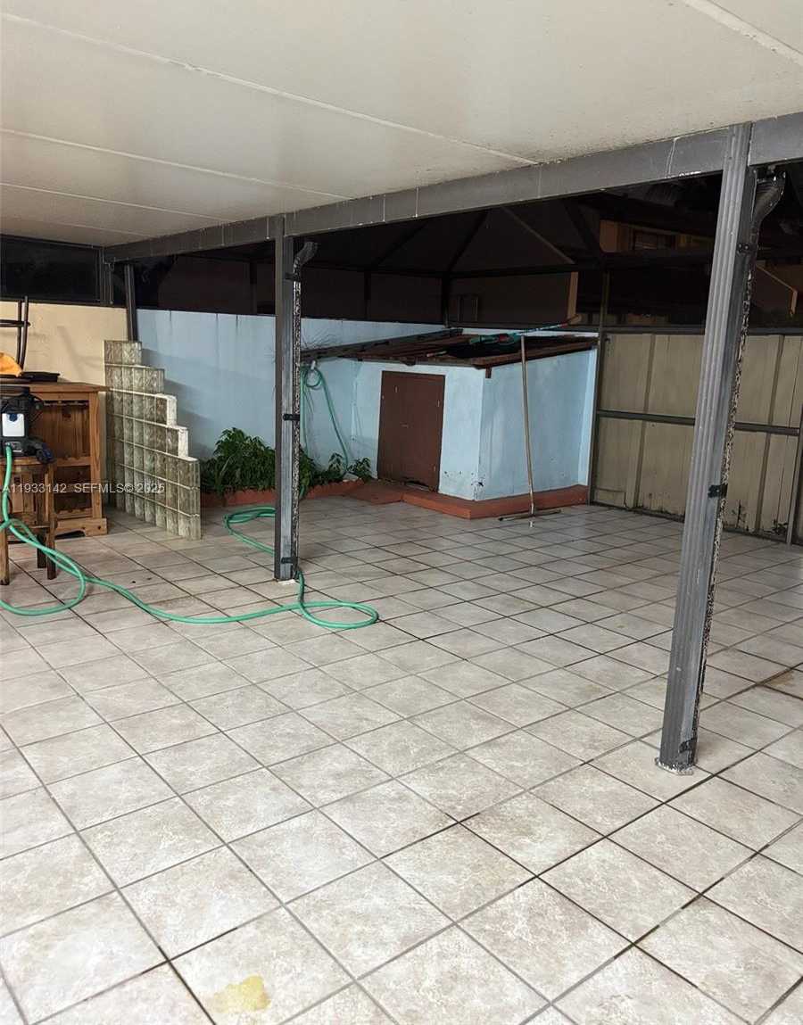 Small Image of 6460 NORTH WEST 192ND TER #6460, Hialeah Number 33