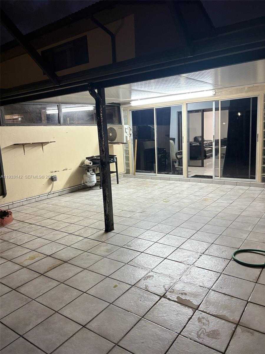 Small Image of 6460 NORTH WEST 192ND TER #6460, Hialeah Number 36