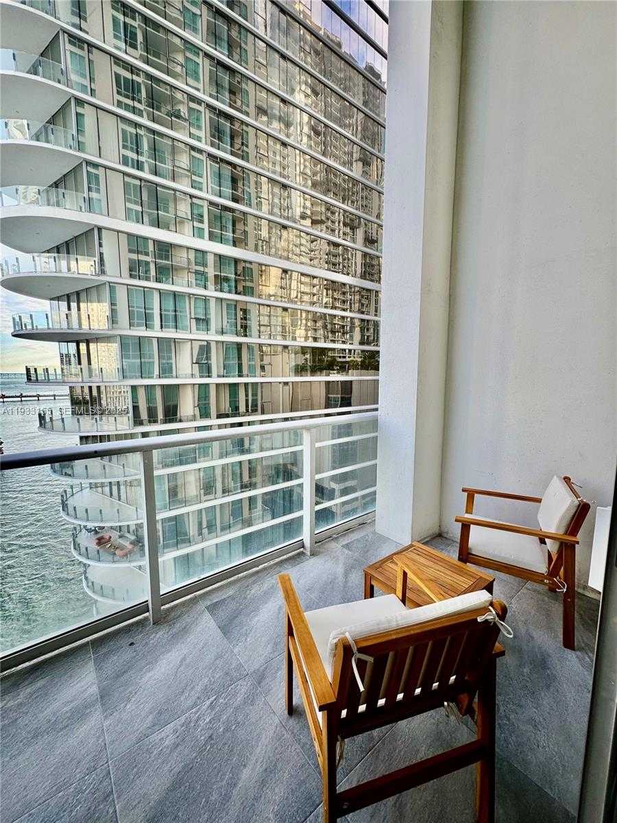Small Image of 300 SOUTH BISCAYNE BLVD #L-1210, Miami Number 5