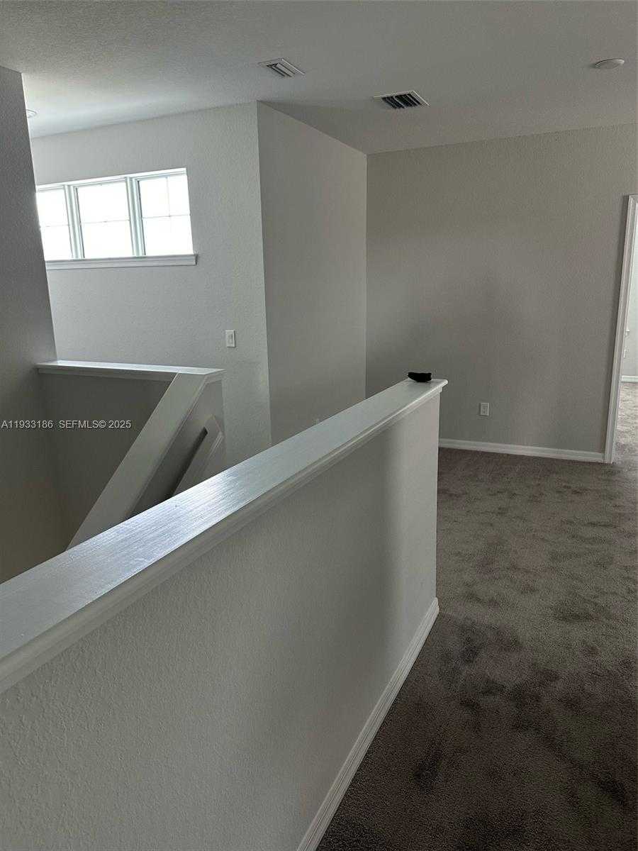 Small Image of Port St. Lucie Number 14