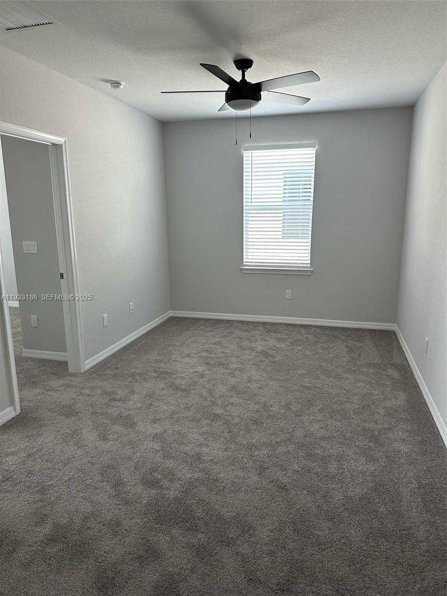 Small Image of Port St. Lucie Number 9