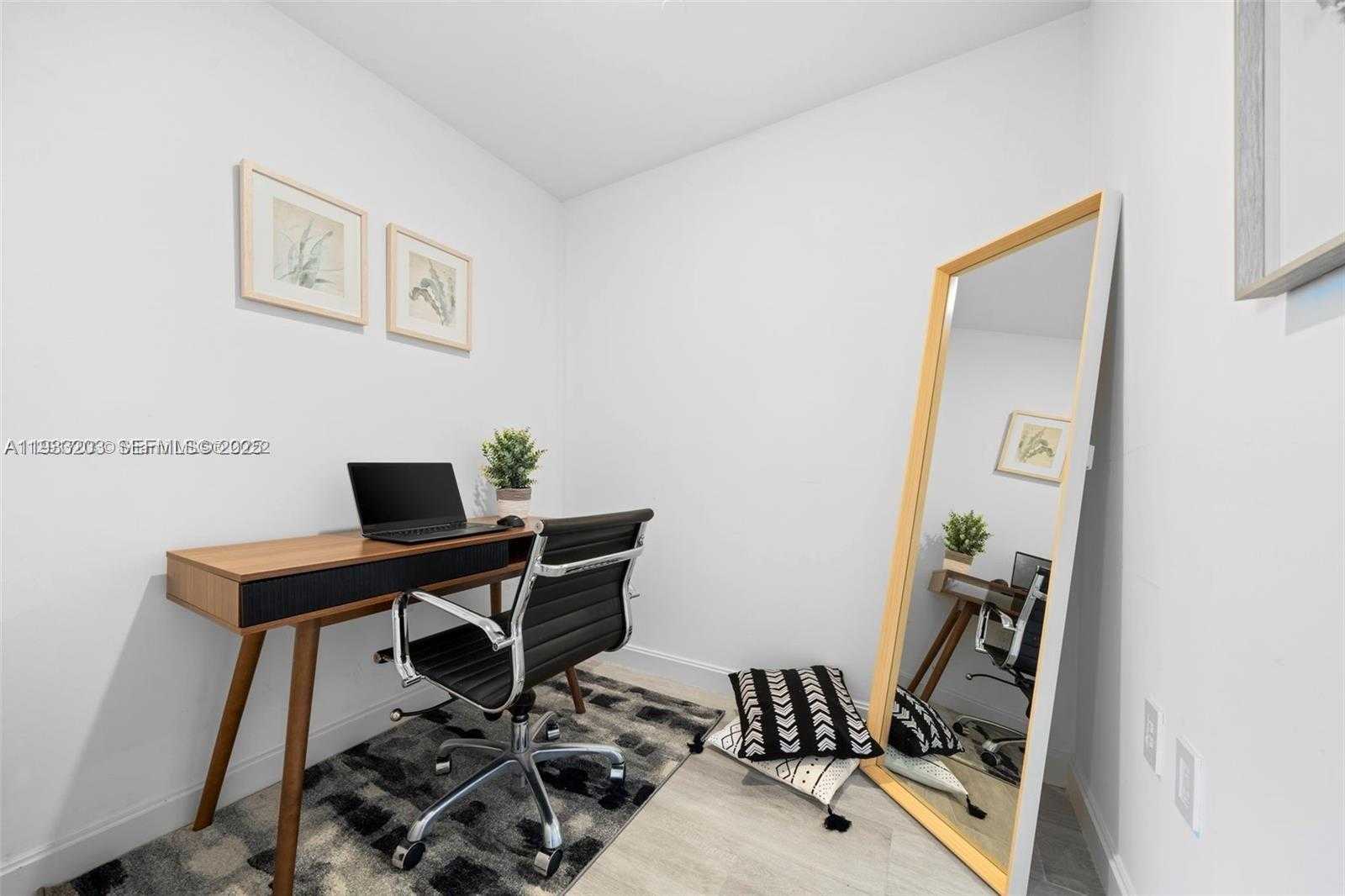 Small Image of 45 SOUTH WEST 9TH ST #1403, Miami Number 10