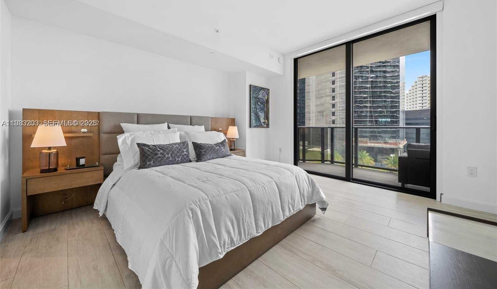 Small Image of 45 SOUTH WEST 9TH ST #1403, Miami Number 11