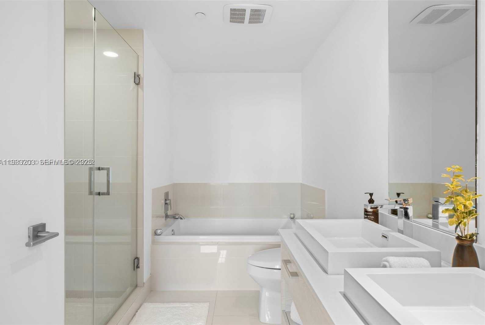 Small Image of 45 SOUTH WEST 9TH ST #1403, Miami Number 16